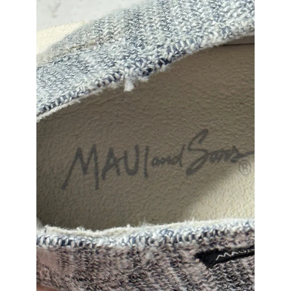 Maui and Sons Mens Gray Knit Slip On Loafers Moc Toe Shoes Size 10 MNMS23AC004